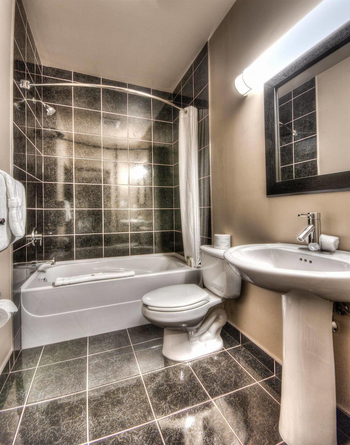 Grand Inn & Residence- Grande Prairie Bagian luar foto